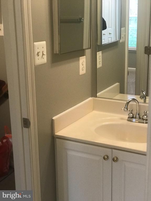 Building Photo - 4662 Deerwatch Dr