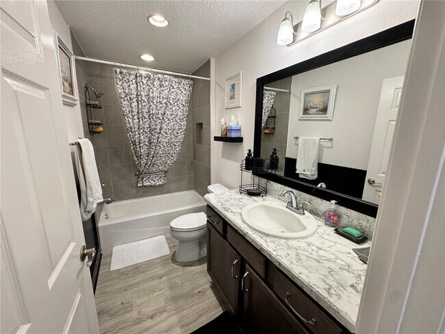 Building Photo - 5822 Roudell Wy