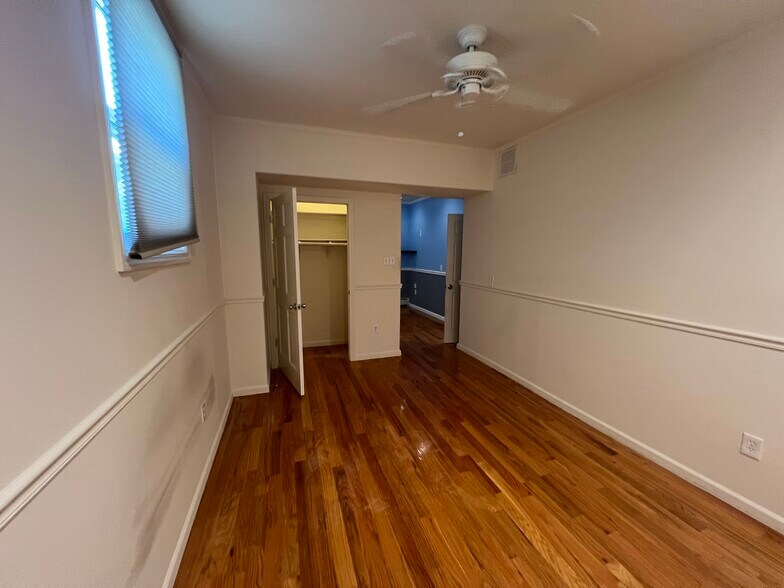 Building Photo - 38 Hillsdale Rd