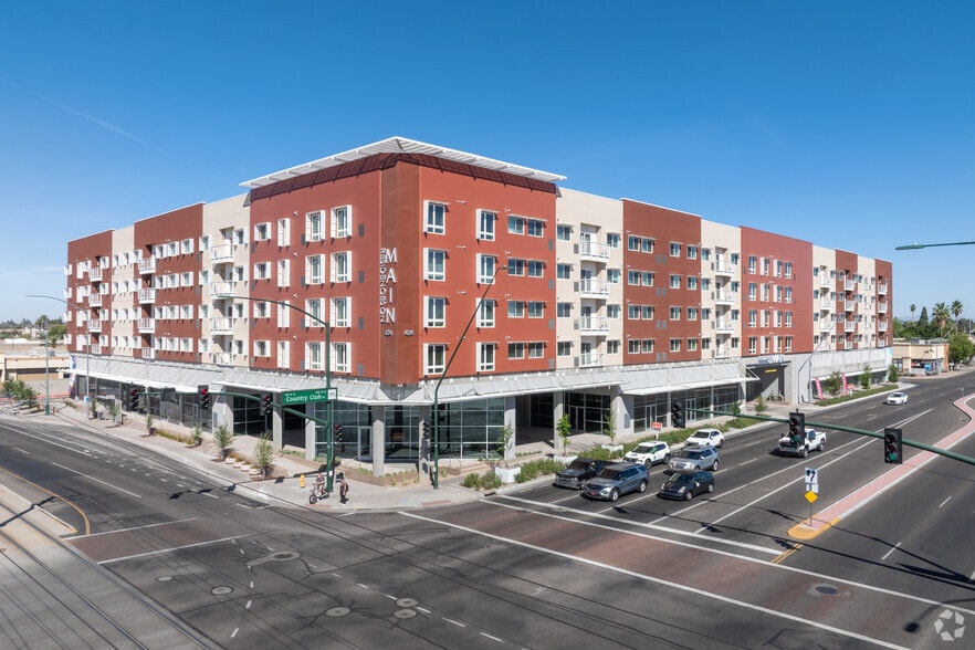Building Photo - Residences on Main