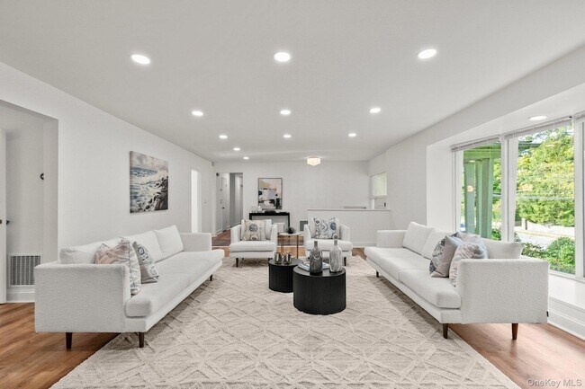 Building Photo - 1341 Pelhamdale Ave