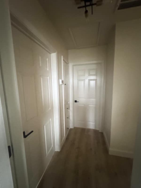 Building Photo - 708 Burke Ave