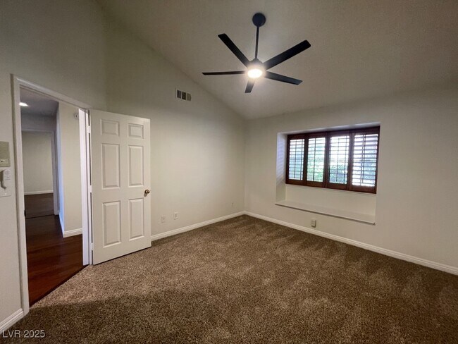 Building Photo - 579 Cervantes Dr