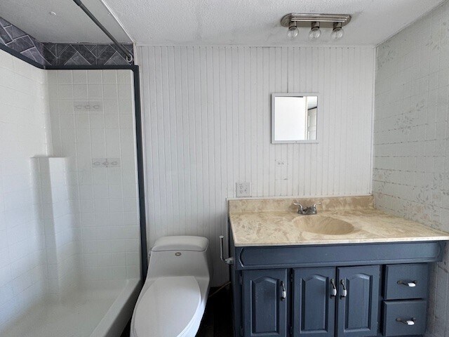 Building Photo - 1845 Coral Isle Dr