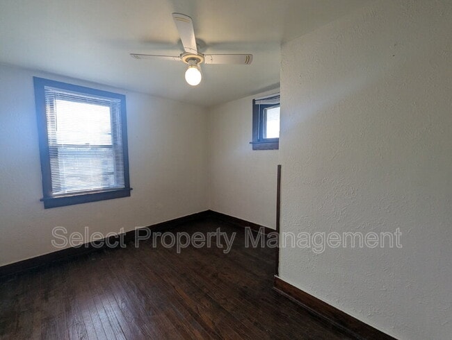 Building Photo - 3526 Smith St