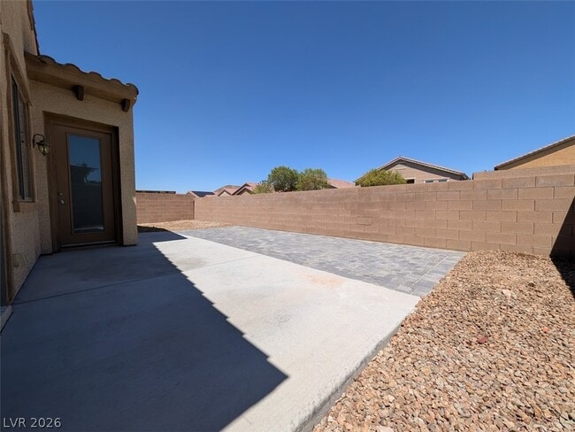 Building Photo - 1032 Via Canale Dr