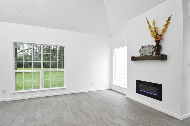 Building Photo - 86 Artesian Way