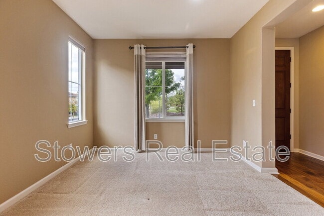 Building Photo - 2512 Piccadilly Cir