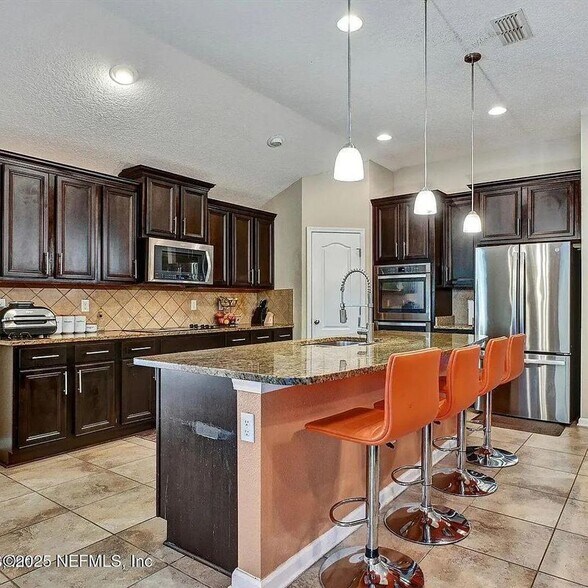 Primary Photo - 8306 Pepper Lake Ct