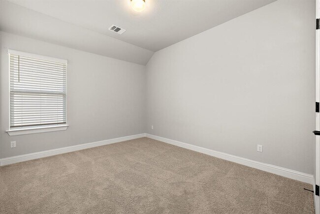 Building Photo - 232 Stone Cyn Dr