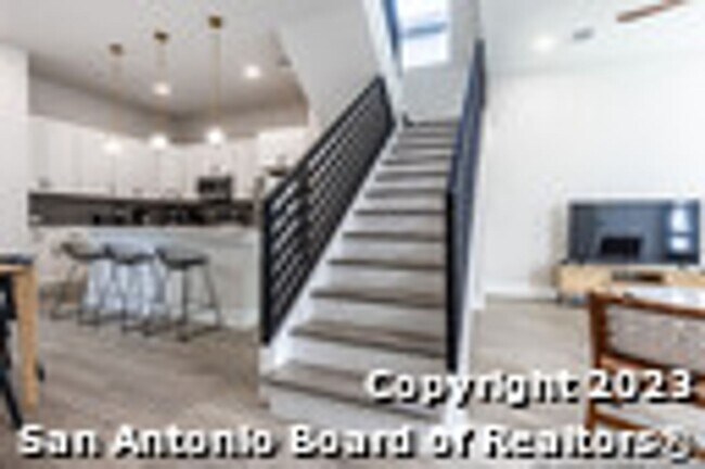 Building Photo - 343 Porter St