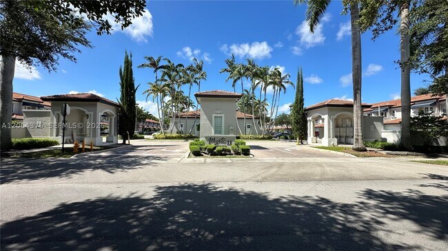 Building Photo - 8102 SW 118th Pl