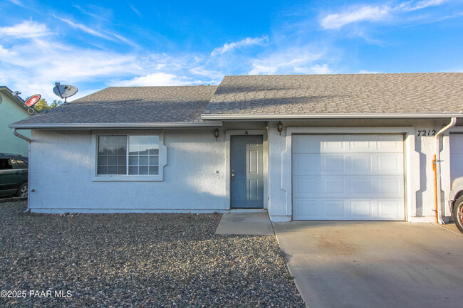 Primary Photo - 7212 E Burro Ln