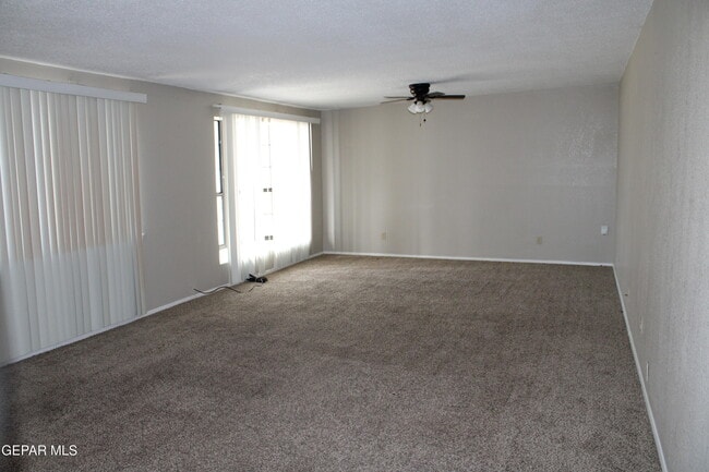 Building Photo - 5613 Wadsworth Ave