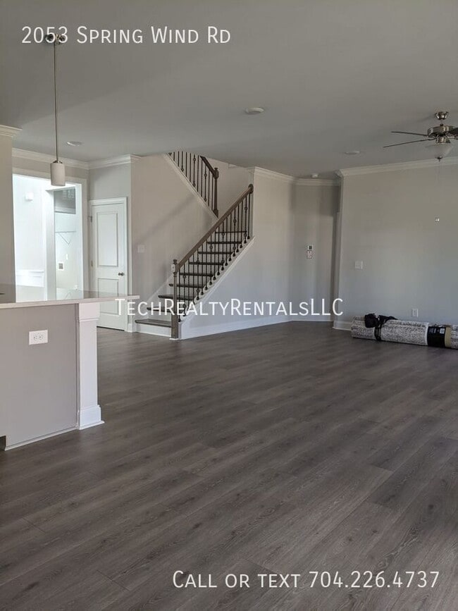 Building Photo - 2053 Spring Wind Rd