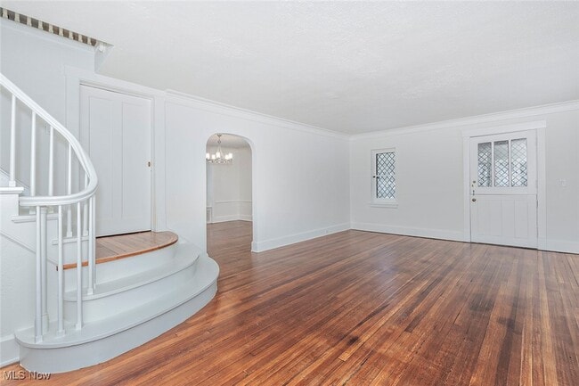 Building Photo - 7020 S Woodland Rd