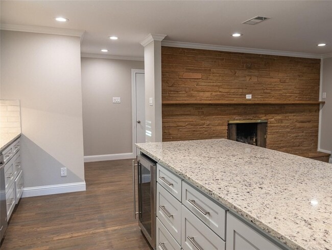 Building Photo - 2550 Norsworthy Dr