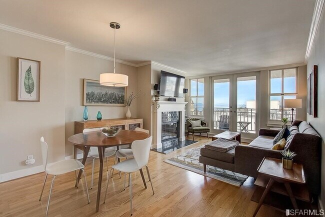 Building Photo - San Francisco Living at Its Finest 1BR/1BA w/ Parking & In-Unit Laundry