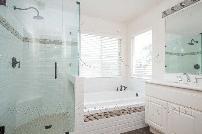 Building Photo - Open-Concept 4BD Home with Granite Counters & Attached Two-Car Garage