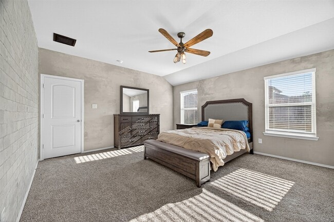 Building Photo - 40347 Blossom Vly Ln