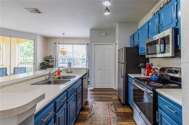 Building Photo - 8913 Legacy Ct