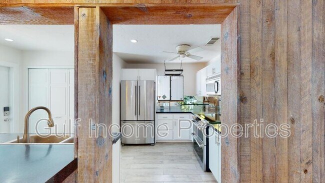 Building Photo - 2360 Riverwood Pines Dr