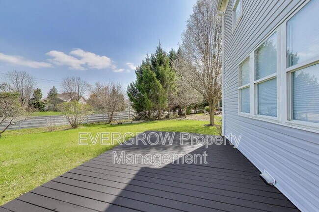 Building Photo - 14175 Nicholas Dr