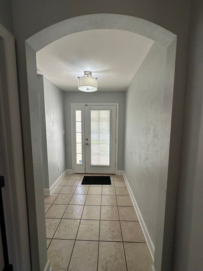 Building Photo - Gorgeous Deerfield Plantation 4 Bed 2.5 Ba...