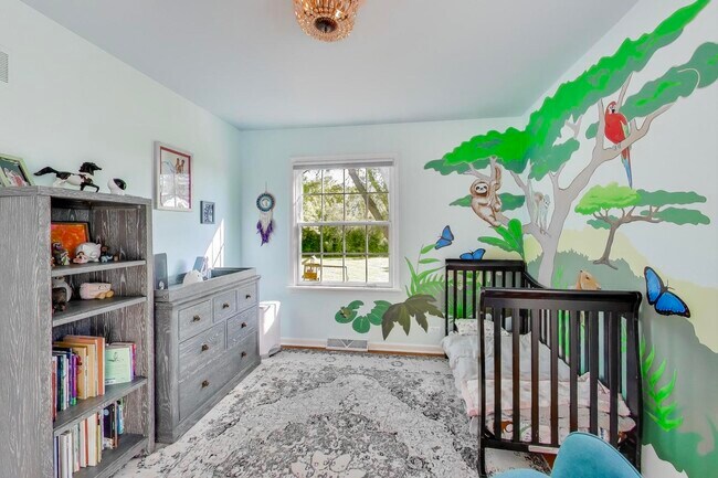 Building Photo - 21301 N Woodland Ave