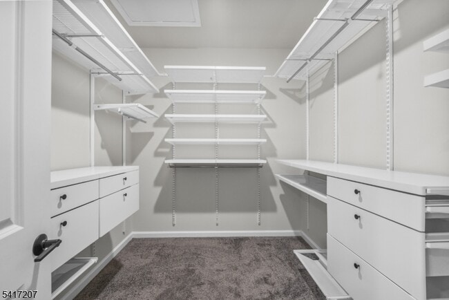 Building Photo - 8 Jessica Ln