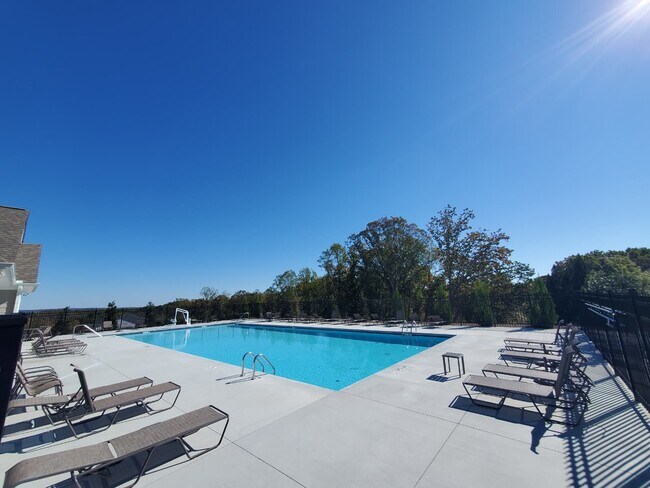 Building Photo - 2921 Salinger Wy