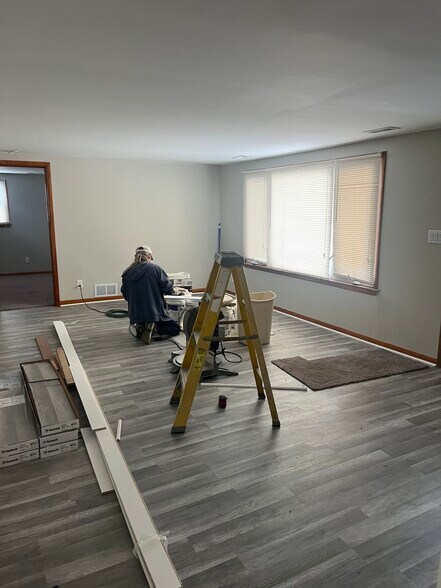 Building Photo - 25309 S Sangamon St