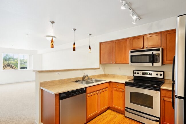 Building Photo - Forest Hills Estates