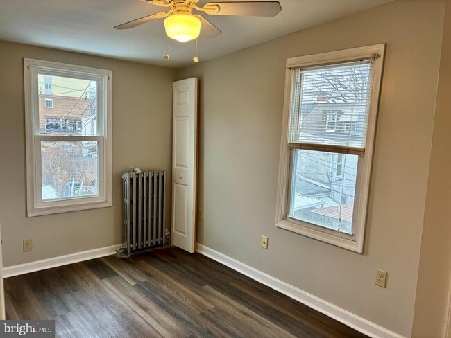 Building Photo - 3 Grape St