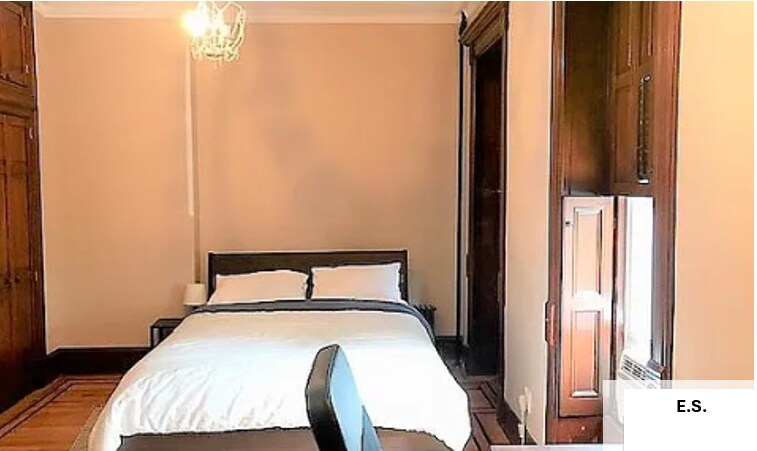 bedroom 3 - 518 Madison St
