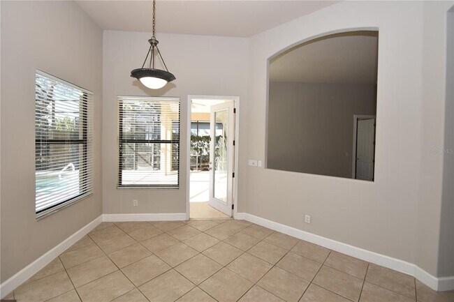 Building Photo - 16 Eastlake Dr