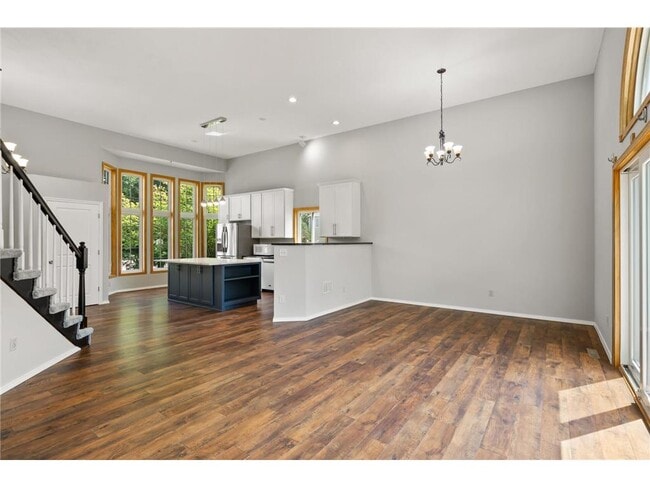 Building Photo - 17245 33rd Ave N