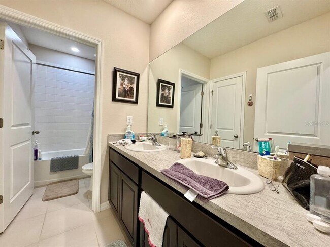 Building Photo - 1154 Ocean Spray Dr