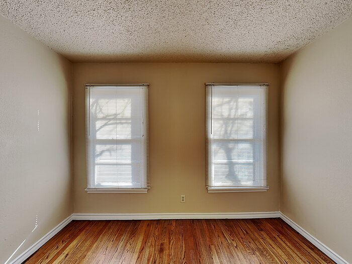 Building Photo - 11211 Ulloa Ln