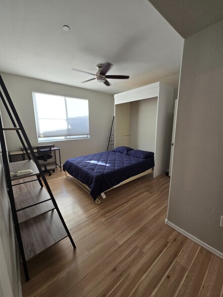 Building Photo - 3302 N 7th St