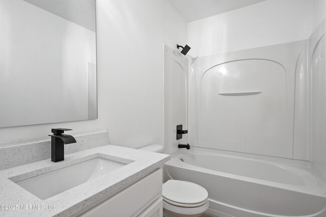 Building Photo - 8431 India Ave