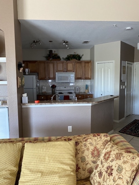 Kitchen - 8351 38th Street Cir E