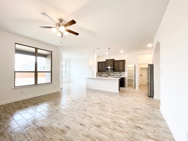 Building Photo - 2914 Bobcat Dr