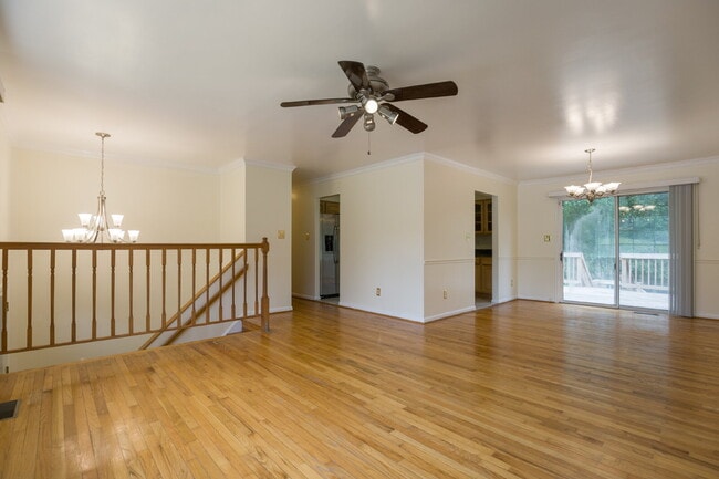 Building Photo - 2411 Old Gate Ct