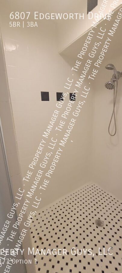 Building Photo - 6807 Edgeworth Dr