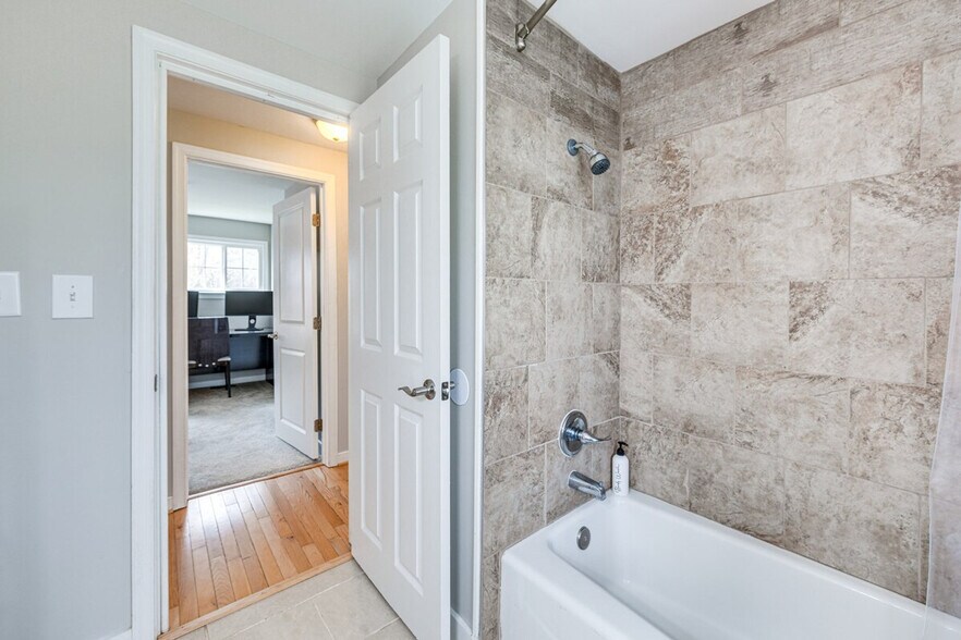 Building Photo - 2640 Chickahominy Rd