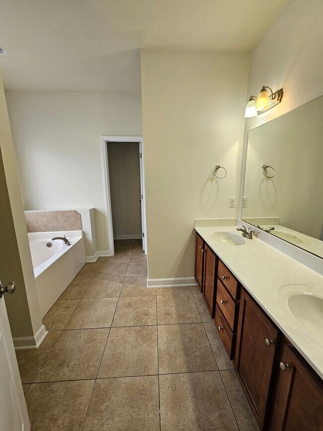 Building Photo - 3 Bedroom Home in Carolina Forest