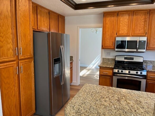 Building Photo - Nice 3 Bedroom home in Rancho Del Oro