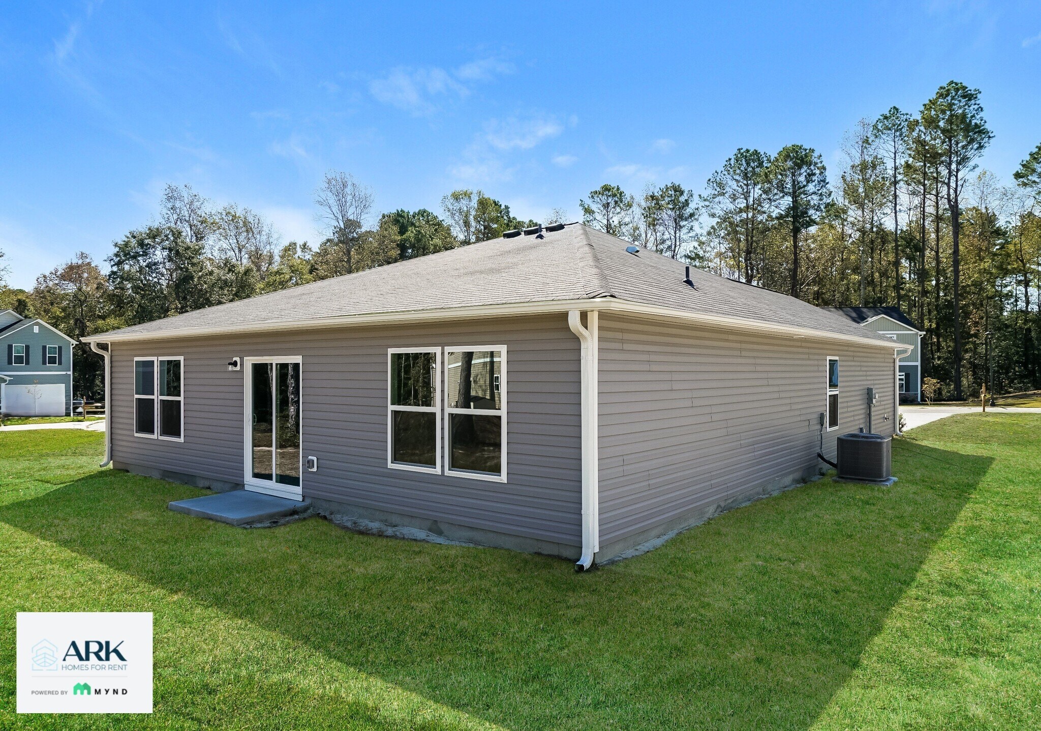 Building Photo - 2601 Provence Dr SE