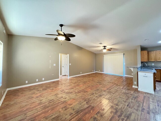 Building Photo - Nice home in Mohave Vista Estates